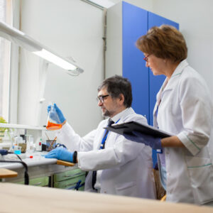 Lixiviación teórico-práctica en laboratorio